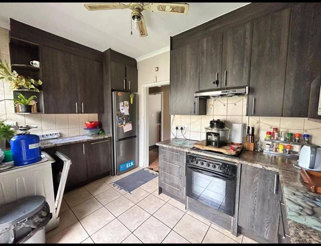 4 BEDROOM HOUSE FOR SALE IN RYNFIELD